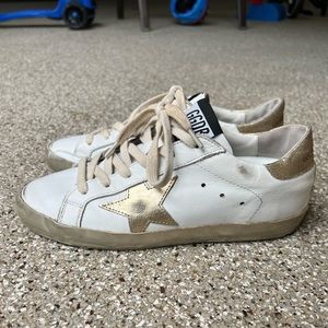 Golden Goose superstar size 36